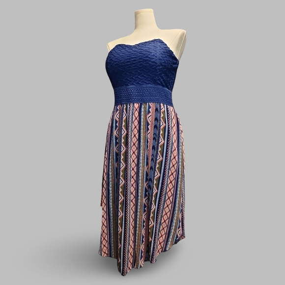 No Boundaries Strapless Hi-Low Boho Dress XL Blue Pink Geometric Knit Midi Dress - Picture 2 of 10